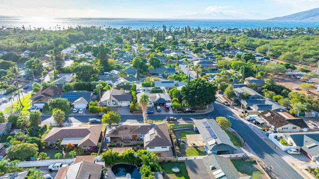 1669 Hoonanea St, Kihei, HI 96753