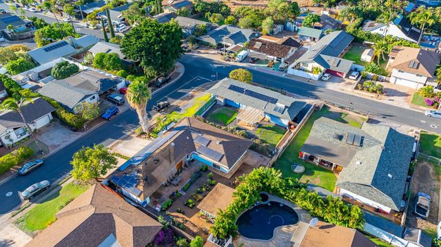 1669 Hoonanea St, Kihei, HI 96753