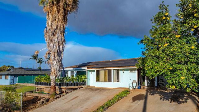 1669 Hoonanea St, Kihei, HI 96753
