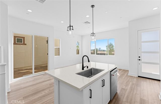 105 Moody, Irvine, CA 92618