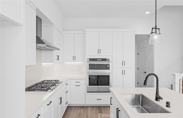 105 Moody, Irvine, CA 92618