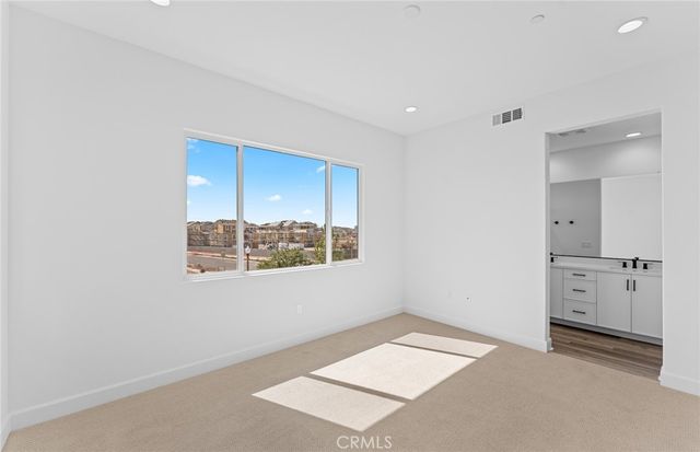 105 Moody, Irvine, CA 92618