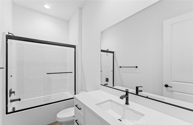 105 Moody, Irvine, CA 92618