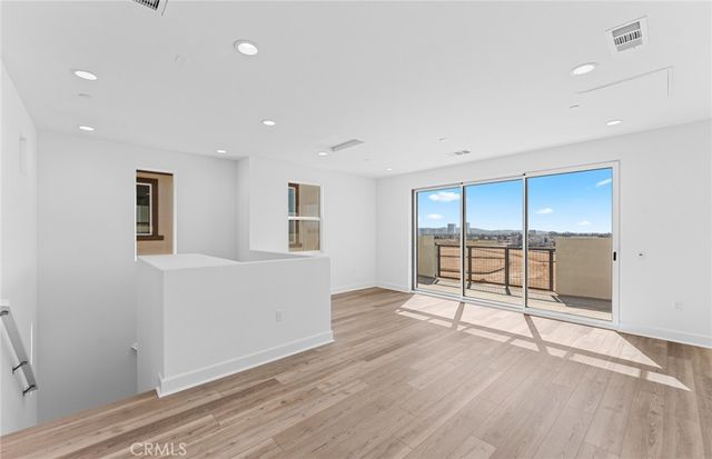 105 Moody, Irvine, CA 92618