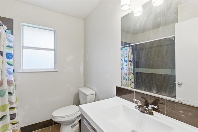 8401 Woodbend Drive, Oklahoma City, OK 73135