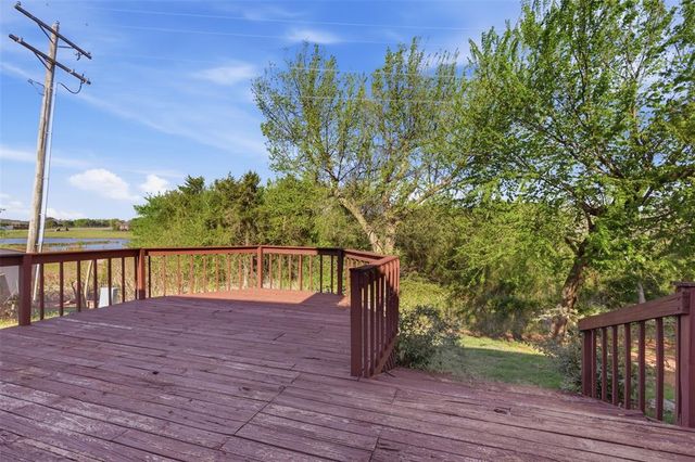 8401 Woodbend Drive, Oklahoma City, OK 73135