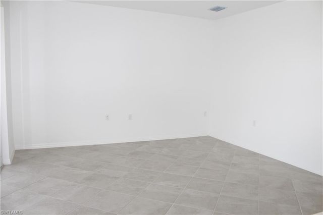 5527 Double Eagle CIR 3845, Ave Maria, FL 34142