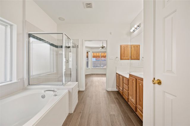 2705 Magnolia Lane, Grapevine, TX 76051