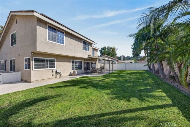 151 S Quintana Dr, Anaheim Hills, CA 92807