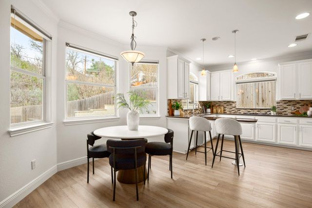 6702 WINNIPEG CV, Austin, TX 78759