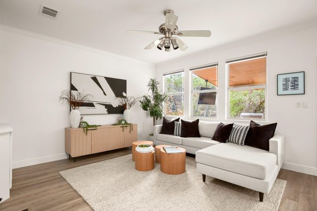 6702 WINNIPEG CV, Austin, TX 78759