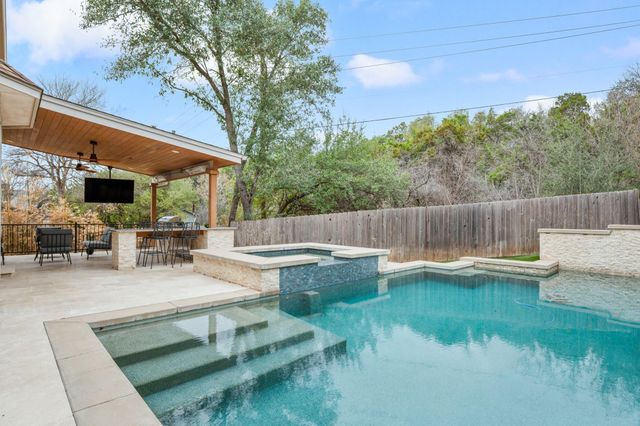 6702 WINNIPEG CV, Austin, TX 78759