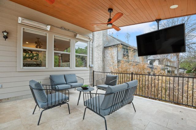 6702 WINNIPEG CV, Austin, TX 78759