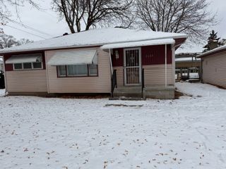 2609 S Outer Drive Drive, Buena Vista Twp, MI 48601