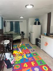 11201 NW 12th Ave 2, Miami, FL 33168