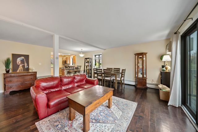 69 Bayberry Lane, Londonderry, NH 03053