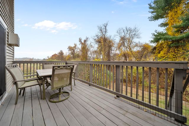 69 Bayberry Lane, Londonderry, NH 03053