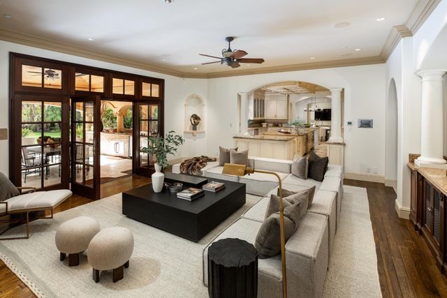 925 Seabury Road, Hillsborough, CA 94010