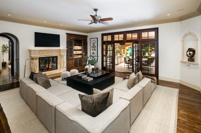 925 Seabury Road, Hillsborough, CA 94010