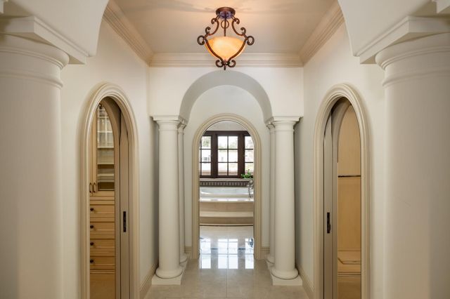 925 Seabury Road, Hillsborough, CA 94010