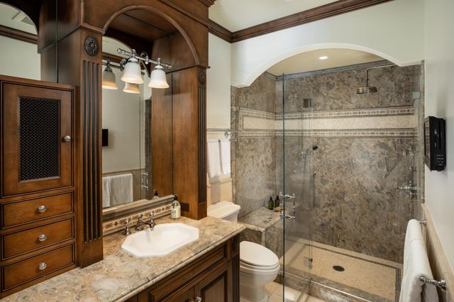 925 Seabury Road, Hillsborough, CA 94010