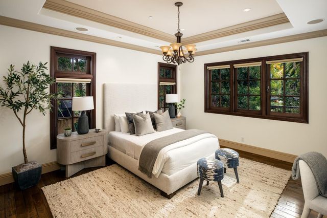 925 Seabury Road, Hillsborough, CA 94010