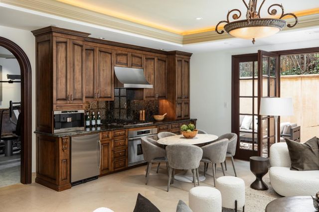 925 Seabury Road, Hillsborough, CA 94010