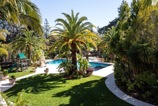 925 Seabury Road, Hillsborough, CA 94010