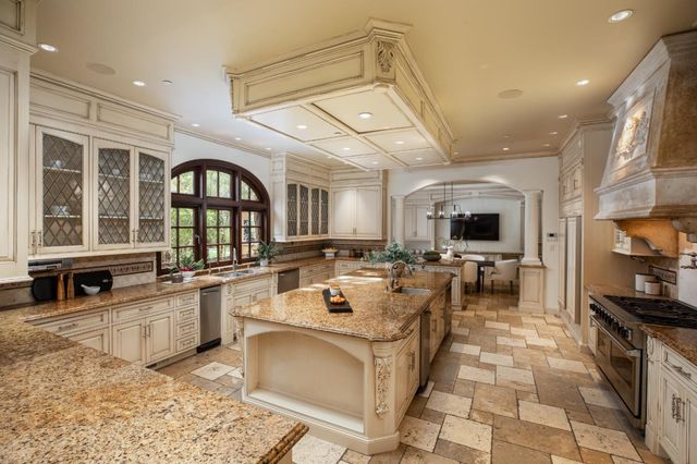 925 Seabury Road, Hillsborough, CA 94010