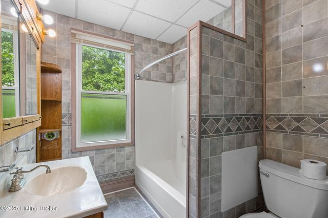 753 S Shelby St, Louisville, KY 40203