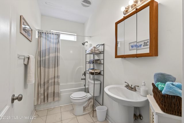 153 Markham Drive, A, Gulfport, MS 39507