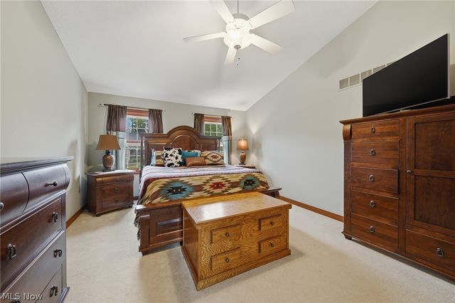 2536 Chadwell Circle NW, North Canton, OH 44720