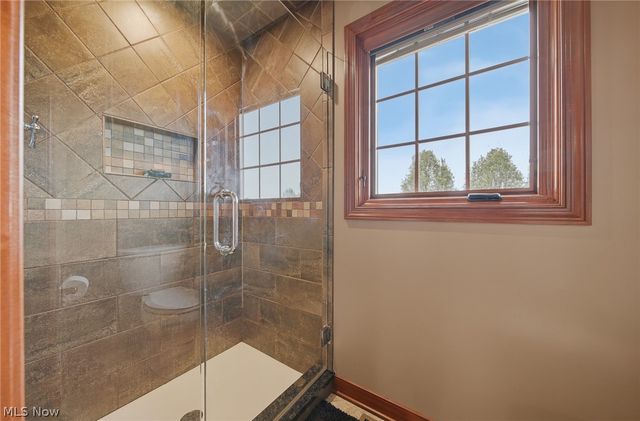 2536 Chadwell Circle NW, North Canton, OH 44720