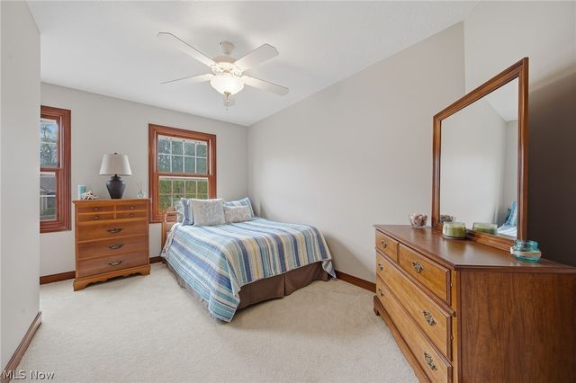 2536 Chadwell Circle NW, North Canton, OH 44720