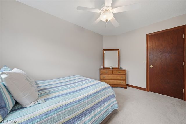 2536 Chadwell Circle NW, North Canton, OH 44720