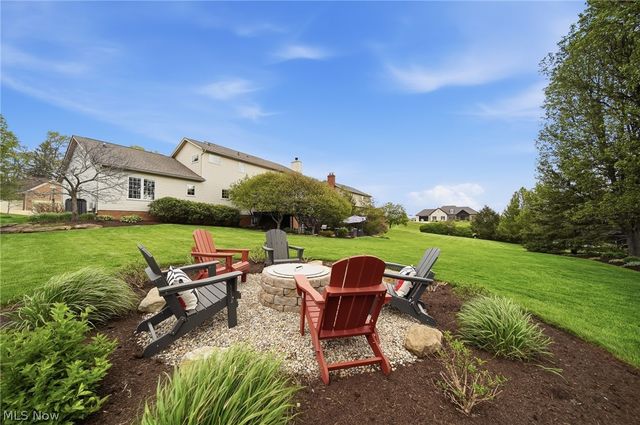 2536 Chadwell Circle NW, North Canton, OH 44720