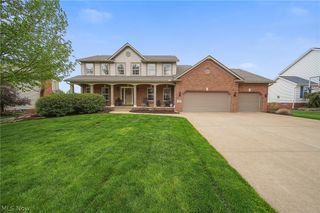 2536 Chadwell Circle NW, North Canton, OH 44720