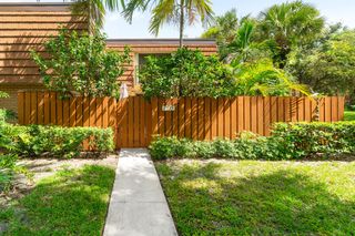 2535 25th Court, Jupiter, FL 33477