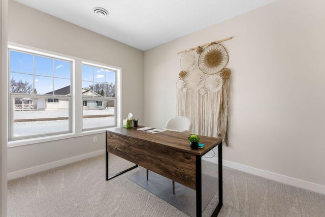 17718 Everest Avenue, Lakeville, MN 55044