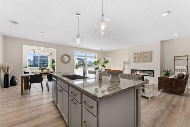 17718 Everest Avenue, Lakeville, MN 55044