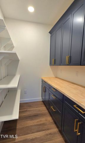 410 Wiltshire Drive, Johnson City, TN 37615