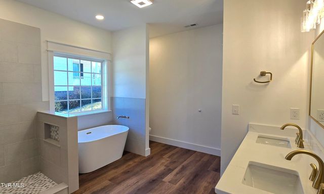 410 Wiltshire Drive, Johnson City, TN 37615