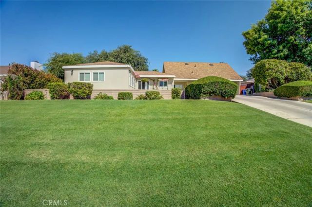 1708 Camino Primavera, Bakersfield, CA 93306