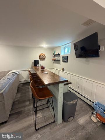 715 SWARTHMORE AVE, Folsom, PA 19033