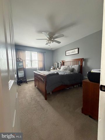 715 SWARTHMORE AVE, Folsom, PA 19033