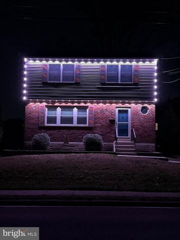 715 SWARTHMORE AVE, Folsom, PA 19033