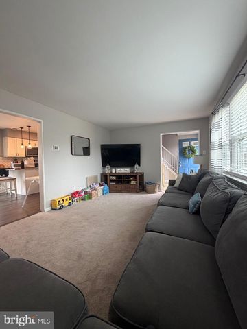715 SWARTHMORE AVE, Folsom, PA 19033