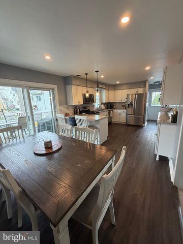 715 SWARTHMORE AVE, Folsom, PA 19033