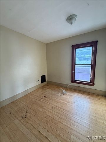 95 Sheffield Avenue, Buffalo, NY 14220