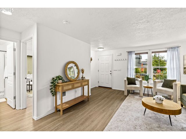 3031 HUMMINGBIRD Ln, Eugene, OR 97405